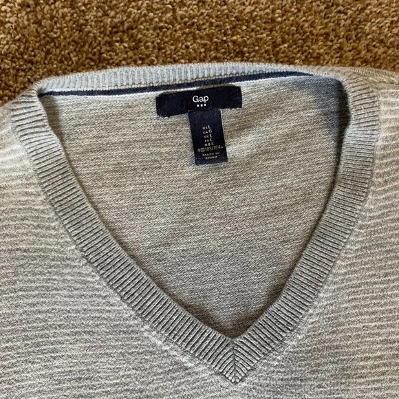 Gap cotton V Neck striped sweater L - Picture 3 of 6
